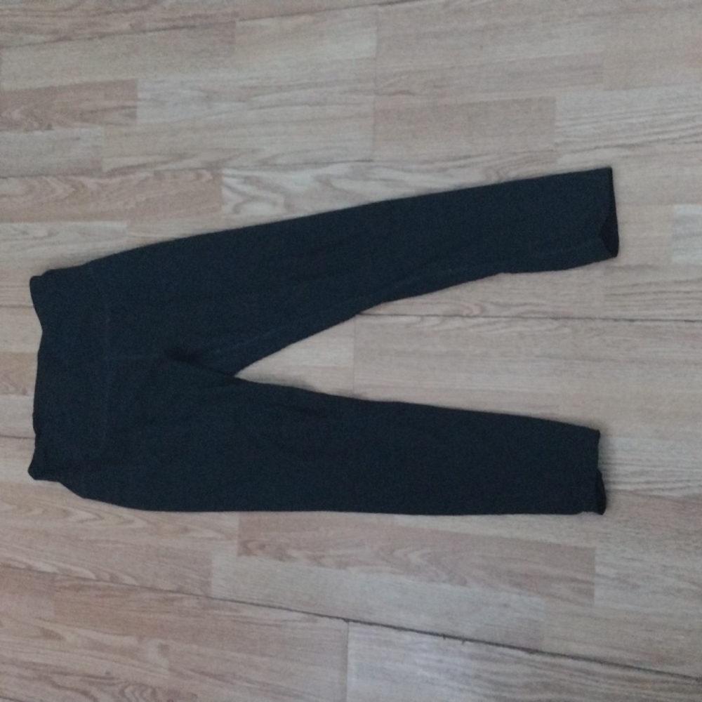 black leggings